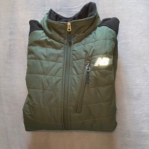 New Balance | Unisex Quilted Sport Jacket!